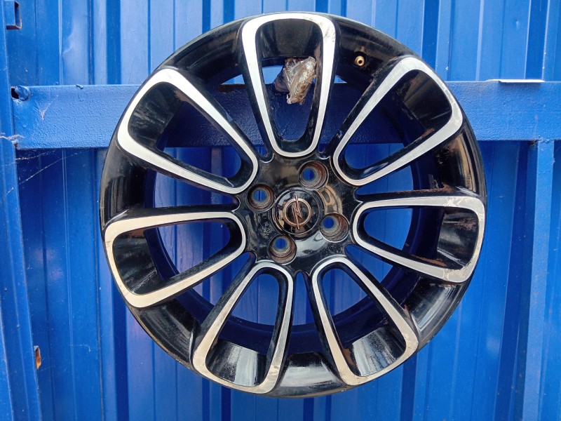 Recambio de llanta para opel adam referencia OEM IAM 3154 RONAL  