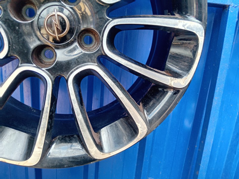 Recambio de llanta para opel adam referencia OEM IAM 3154 RONAL  