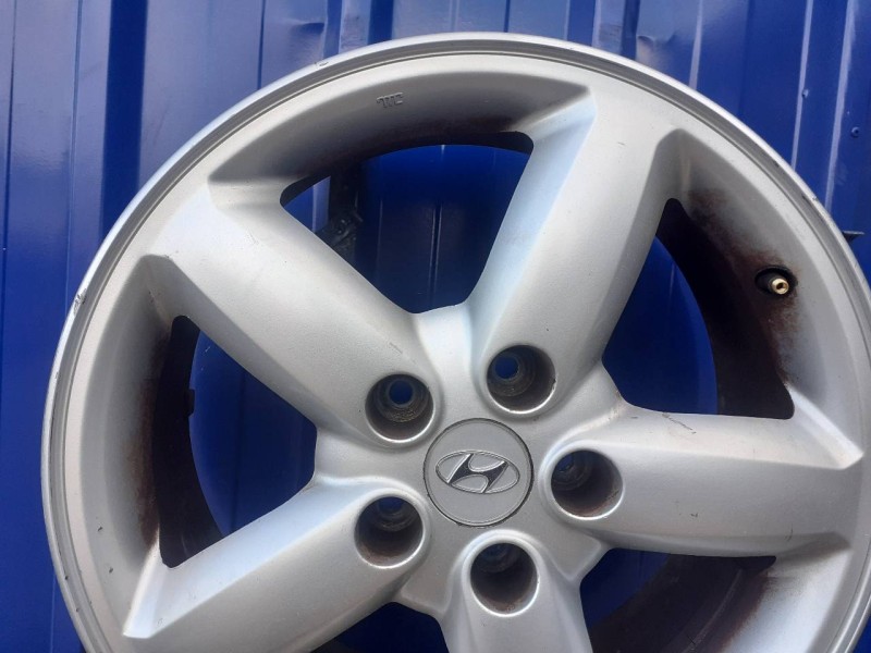 Recambio de llanta para hyundai santa fe (bm) 2.2 crdi cat referencia OEM IAM 529102B170  