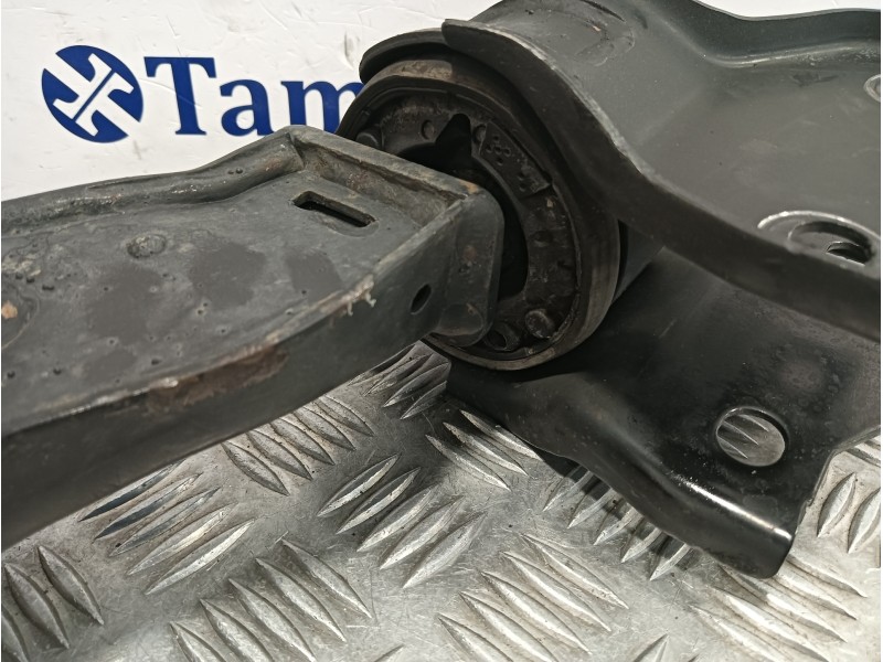 Recambio de brazo suspension inferior delantero izquierdo para land rover discovery sport referencia OEM IAM FK723A053  