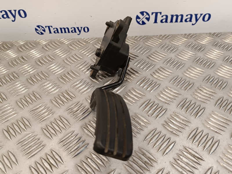 Recambio de pedal acelerador para renault clio iii 1.5 dci diesel referencia OEM IAM 8200297342A  8200297342