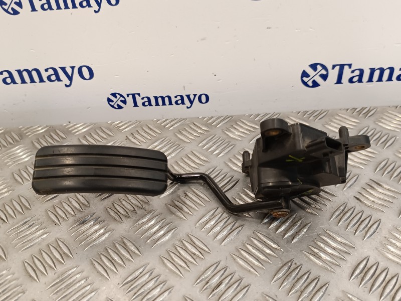 Recambio de pedal acelerador para renault clio iii 1.5 dci diesel referencia OEM IAM 8200297342A  8200297342