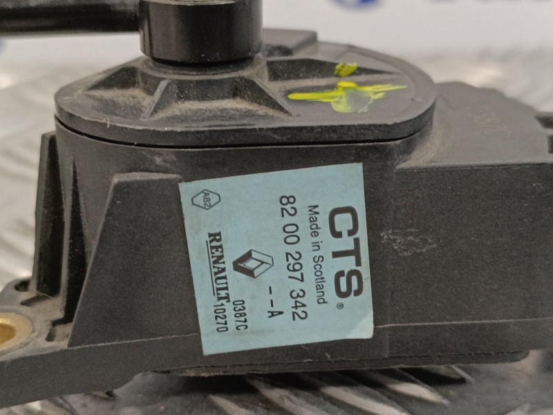 Recambio de pedal acelerador para renault clio iii 1.5 dci diesel referencia OEM IAM 8200297342A  8200297342