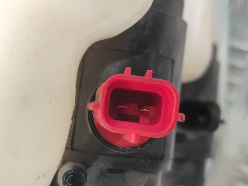 Recambio de deposito limpia para mg serie 200 (rf) 1.4 16v cat referencia OEM IAM   