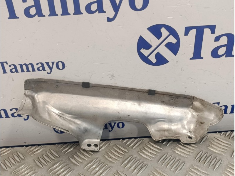 Recambio de protector para land rover discovery sport referencia OEM IAM G4D39A462AA  