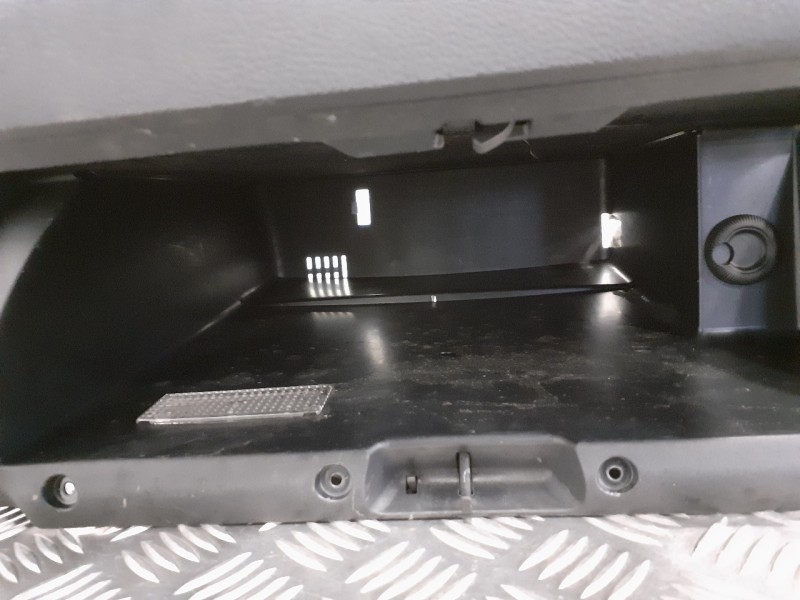 Recambio de guantera para mercedes-benz clase a (w169) 2.0 cdi cat referencia OEM IAM 1005483  