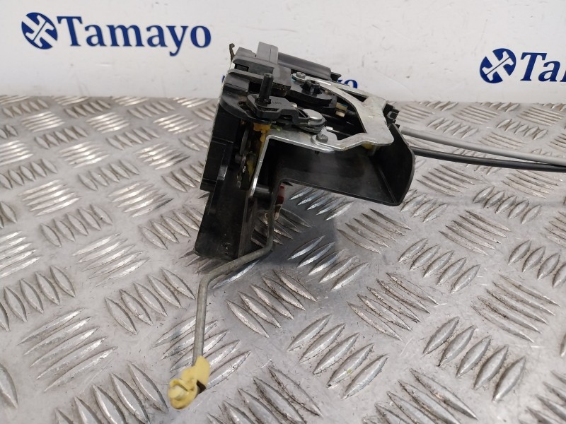 Recambio de cerradura puerta trasera izquierda para ssangyong rodius 2.7 turbodiesel cat referencia OEM IAM   