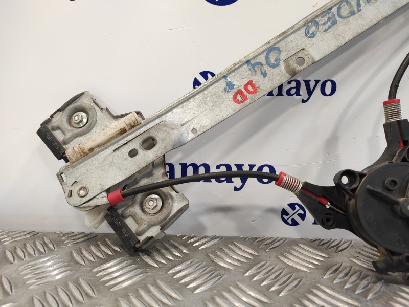 Recambio de elevalunas delantero derecho para ford fiesta (cb1) 1.4 tdci cat referencia OEM IAM 0130822407  