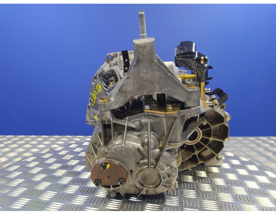 Recambio de caja cambios para ford focus turnier (cak) 1.8 tddi turbodiesel cat referencia OEM IAM 1S4R7002MB  
