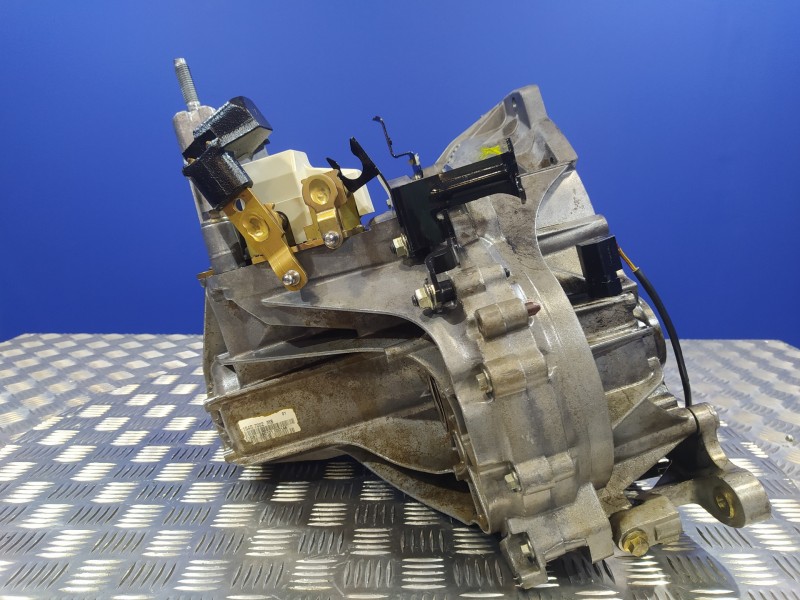 Recambio de caja cambios para ford focus turnier (cak) 1.8 tddi turbodiesel cat referencia OEM IAM 1S4R7002MB  