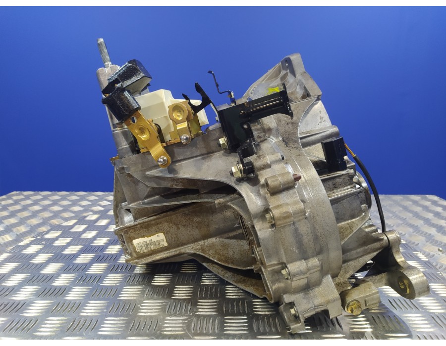 Recambio de caja cambios para ford focus turnier (cak) 1.8 tddi turbodiesel cat referencia OEM IAM 1S4R7002MB  