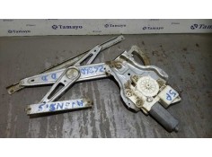 Recambio de elevalunas delantero derecho para toyota avensis berlina (t25) 2.0 16v cat referencia OEM IAM 0130822032  992046100