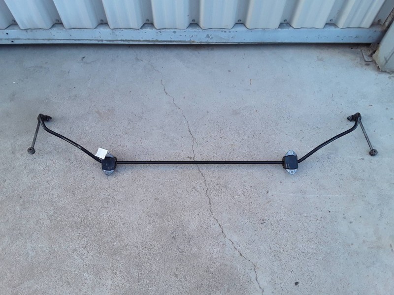 Recambio de barra estabilizadora trasera para bmw serie 1 berlina (e81/e87) 2.0 turbodiesel cat referencia OEM IAM 6764424  