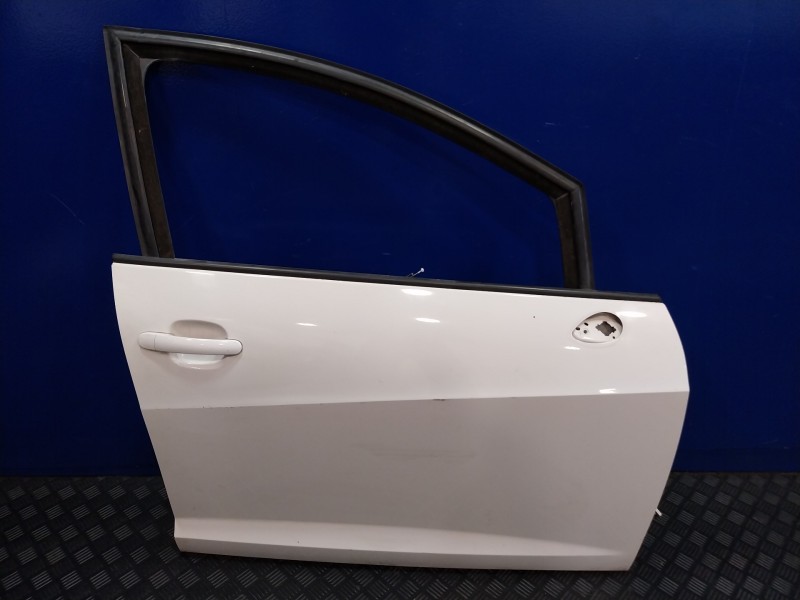 Recambio de puerta delantera derecha para seat ibiza st (6j8) 1.6 tdi referencia OEM IAM   