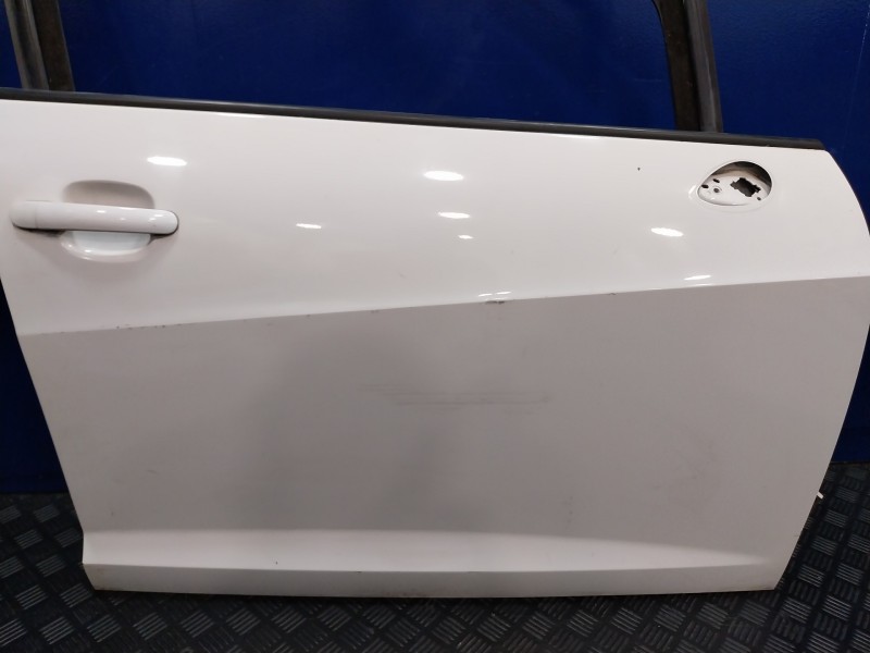 Recambio de puerta delantera derecha para seat ibiza st (6j8) 1.6 tdi referencia OEM IAM   