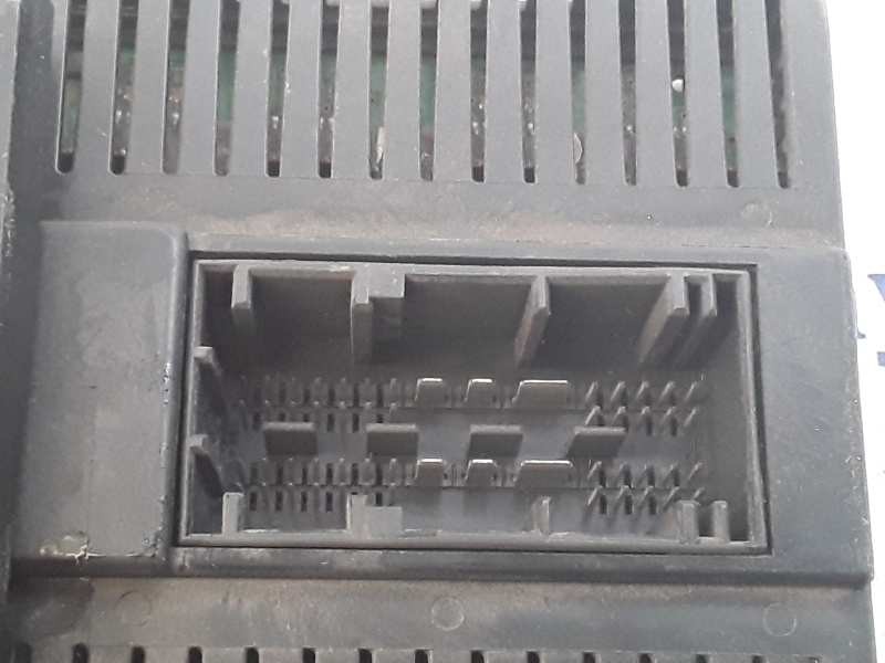 Recambio de mando luces para bmw serie 3 berlina (e46) 2.0 16v diesel cat referencia OEM IAM 61316901428 0040431 086480050