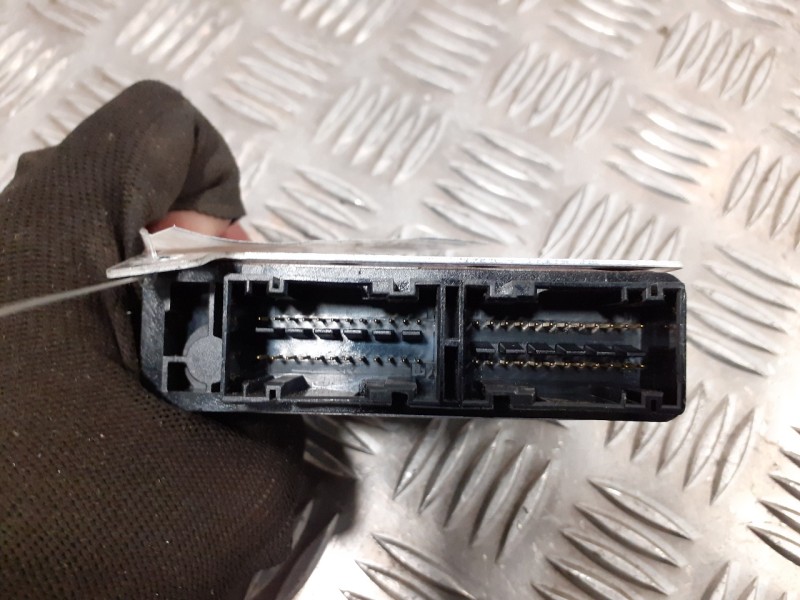 Recambio de centralita airbag para fiat panda (169) 1.2 cat referencia OEM IAM 46807549P  331271