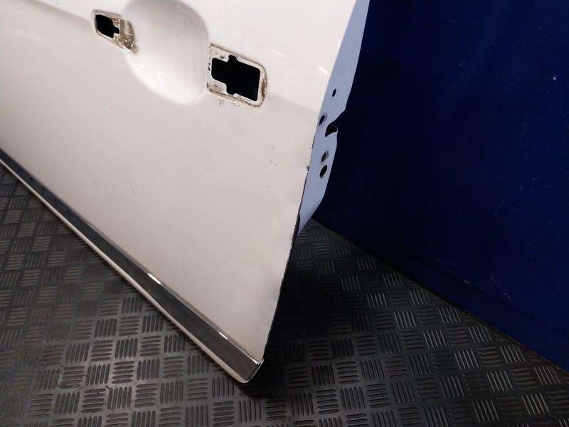 Recambio de puerta delantera izquierda para citroën ds3 referencia OEM IAM   