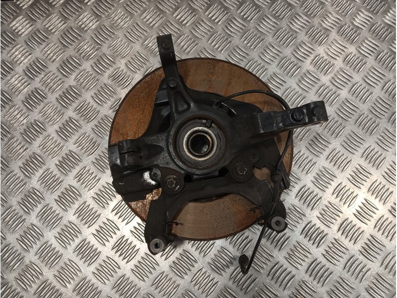 Recambio de mangueta delantera izquierda para opel combo d 1.3 16v cdti referencia OEM IAM   