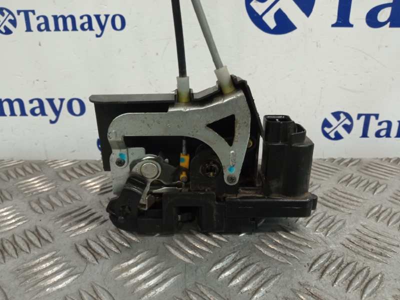 Recambio de cerradura puerta trasera derecha para ssangyong rodius 2.7 turbodiesel cat referencia OEM IAM   