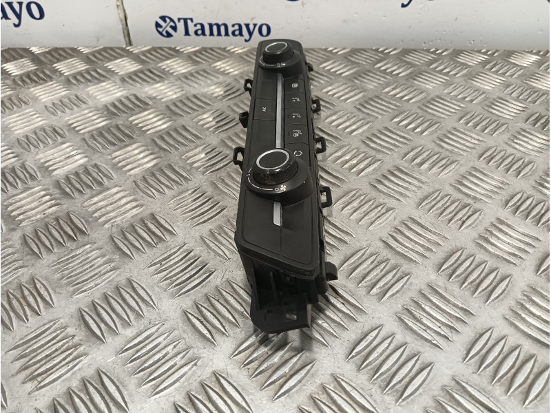 Recambio de mando climatizador para toyota proace referencia OEM IAM 98081722ZD  3525050105