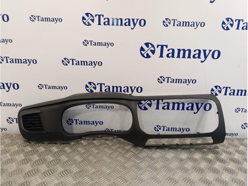 Recambio de moldura para toyota proace referencia OEM IAM 9808364677  9812434477