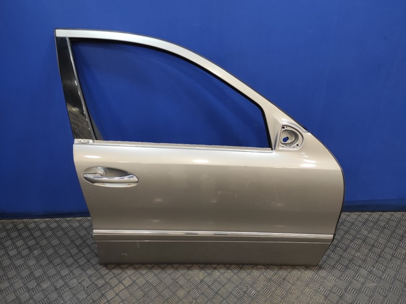Recambio de puerta delantera derecha para mercedes-benz clase e (w211) berlina 2.6 cat referencia OEM IAM   