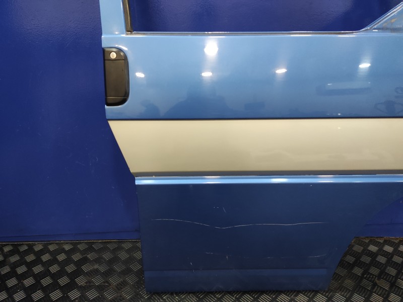 Recambio de puerta delantera derecha para volkswagen t4 transporter/furgoneta (mod. 1991) combi l referencia OEM IAM   