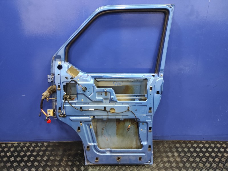 Recambio de puerta delantera derecha para volkswagen t4 transporter/furgoneta (mod. 1991) combi l referencia OEM IAM   