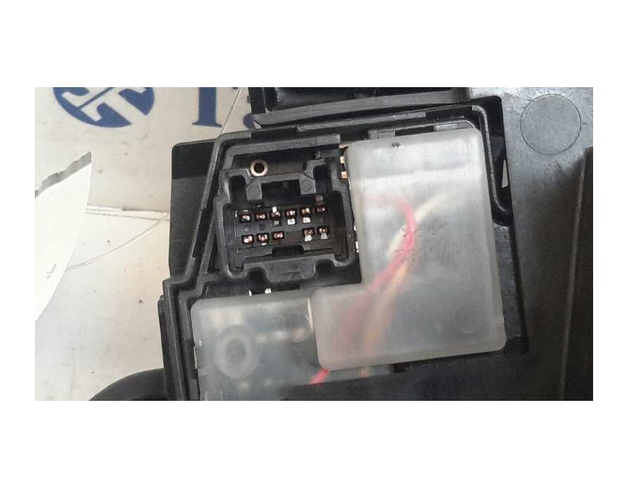 Recambio de mando multifuncion para mazda 3 lim. (bl) 1.6 cd diesel cat referencia OEM IAM 17D799 BP6P 17D682