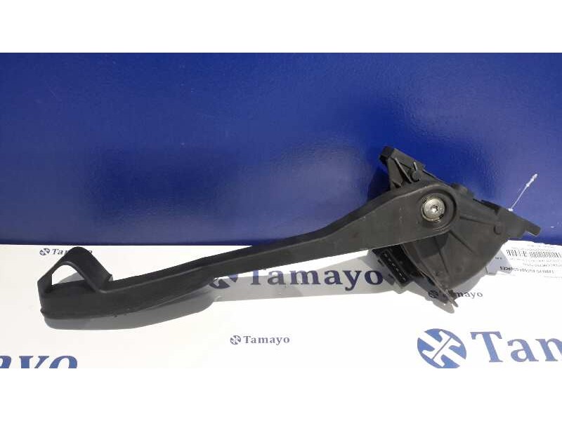 Recambio de potenciometro pedal para volvo v40 familiar 1.9 diesel cat referencia OEM IAM 9496822  