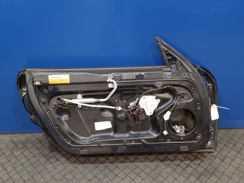 Recambio de puerta delantera izquierda para porsche boxster (typ 986) referencia OEM IAM   