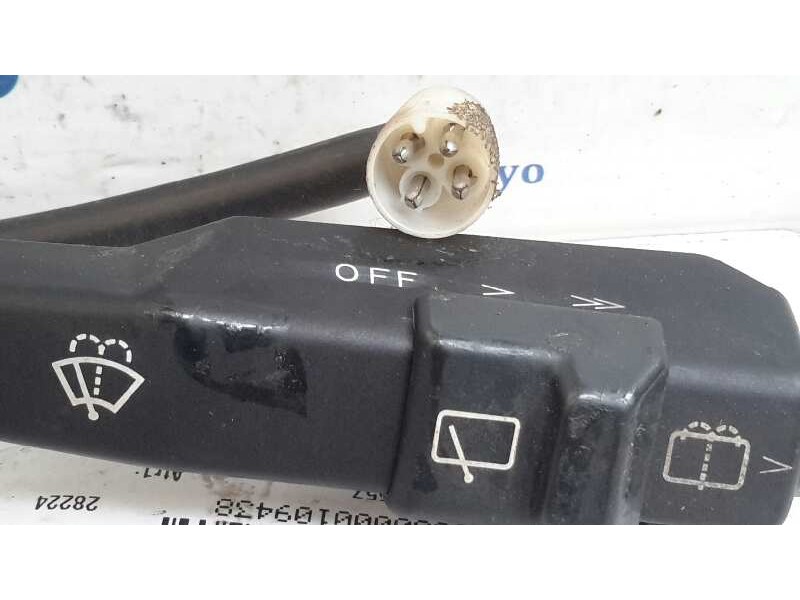 Recambio de mando limpia para volvo serie 480 es referencia OEM IAM 3402177  