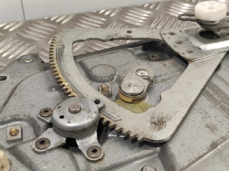 Recambio de elevalunas trasero izquierdo para volvo s80 berlina 2.4 cat referencia OEM IAM 186447000  9133484