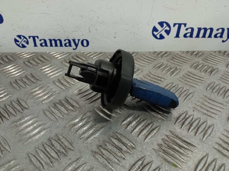 Recambio de tapon combustible para peugeot partner kombi referencia OEM IAM 10014390100  