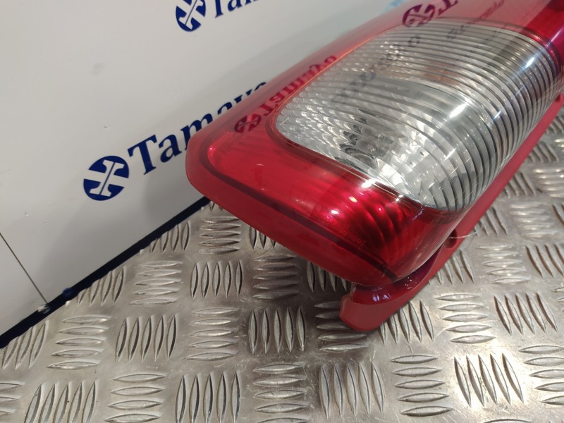 Recambio de piloto trasero izquierdo para chevrolet tacuma 2.0 cat referencia OEM IAM   