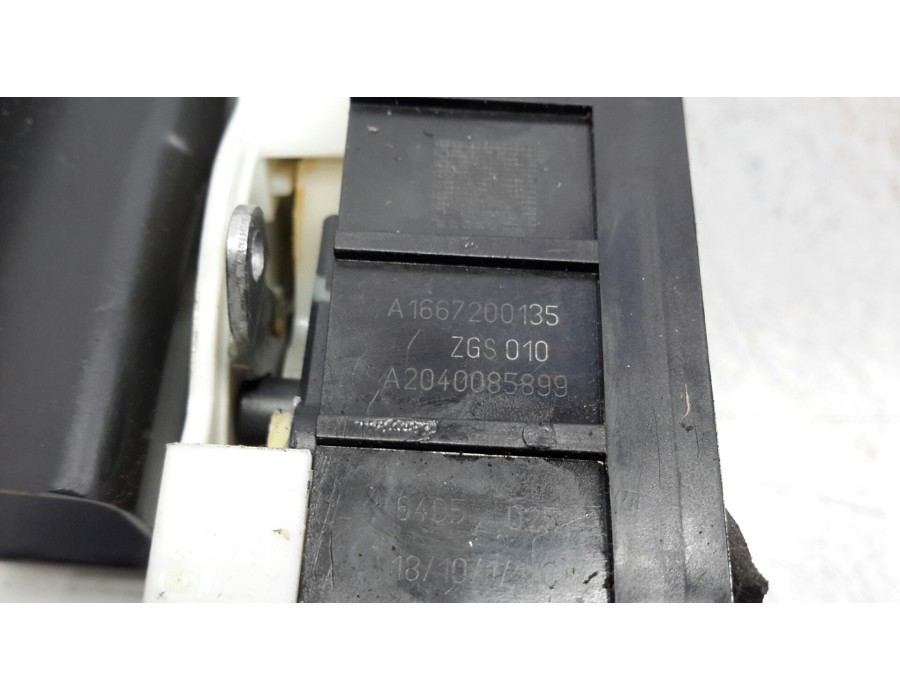 Recambio de cerradura puerta delantera izquierda para mercedes-benz clase a (w176) 1.6 cat referencia OEM IAM A1667200135  