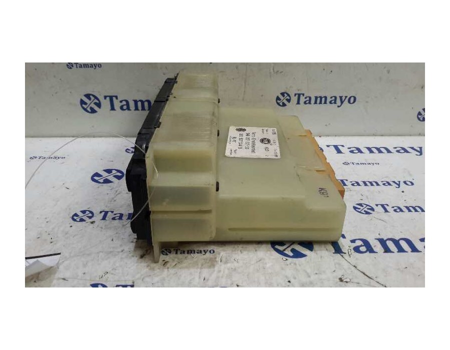 Recambio de mando climatizador para volkswagen golf iv berlina (1j1) 1.9 tdi referencia OEM IAM 5HB00761710  3B1907044B