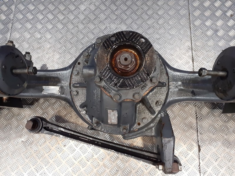 Recambio de puente trasero para renault midlum referencia OEM IAM MS08125 A813200C17455331 3200B1744B