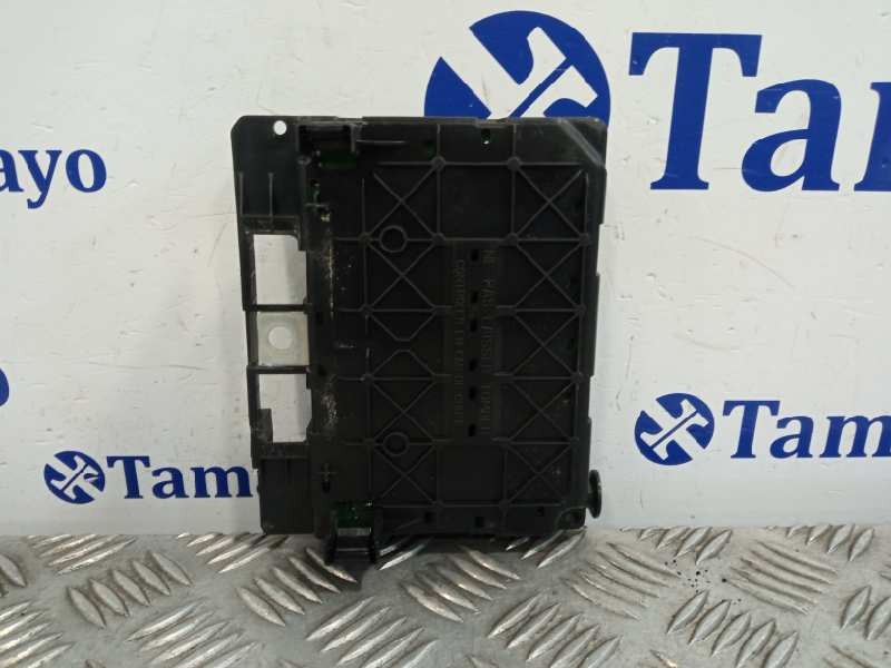 Recambio de caja reles / fusibles para citroën c5 break 2.0 hdi referencia OEM IAM 9643498880 BSMB3 S118470003C