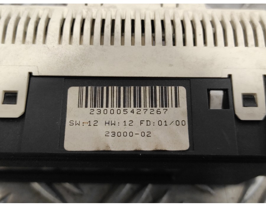Recambio de pantalla / mando multifuncion para opel astra g berlina 2.0 dti referencia OEM IAM 24418957  
