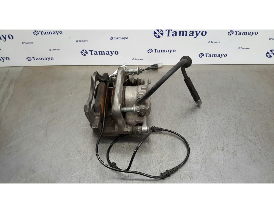Recambio de pinza freno delantera derecha para mercedes-benz clase a (w176) 1.6 cat referencia OEM IAM A24638  