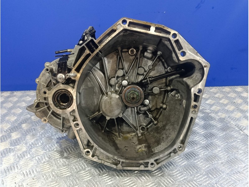 Recambio de caja cambios para renault megane iii berlina 5 p referencia OEM IAM TL4045  
