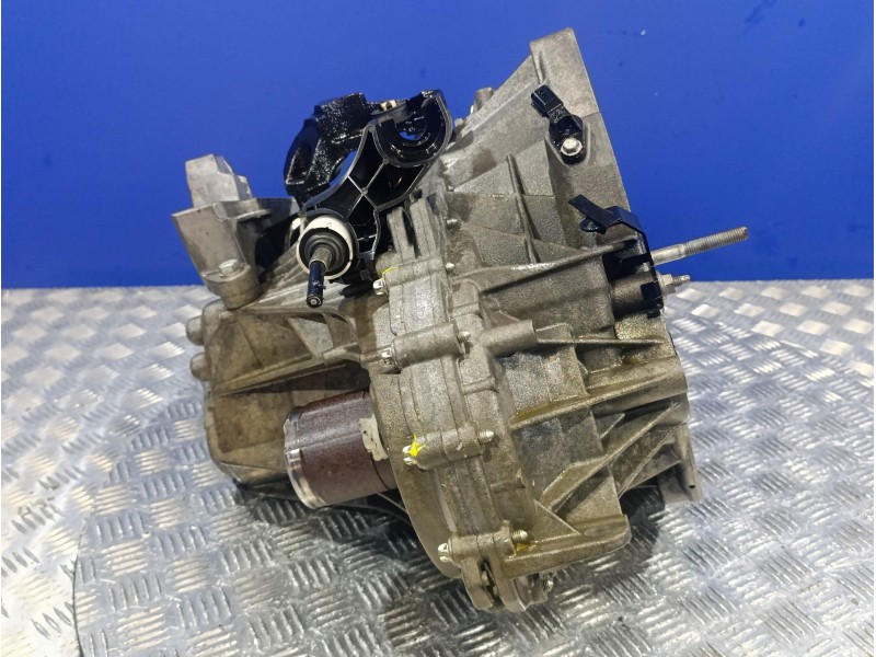 Recambio de caja cambios para renault megane iii berlina 5 p referencia OEM IAM TL4045  