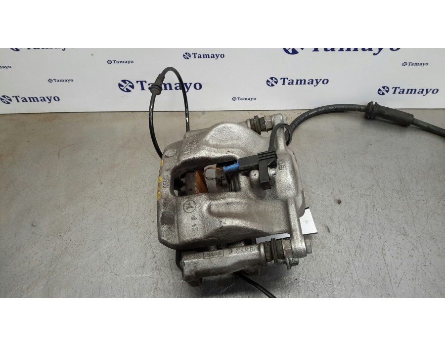 Recambio de pinza freno delantera derecha para mercedes-benz clase a (w176) 1.6 cat referencia OEM IAM A24638  