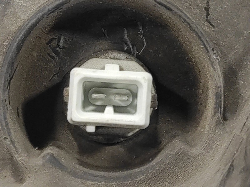 Recambio de faro izquierdo para opel vivaro furgón/combi (07.2006 =>) 2.0 16v cdti referencia OEM IAM 8200701354 89313970 938598