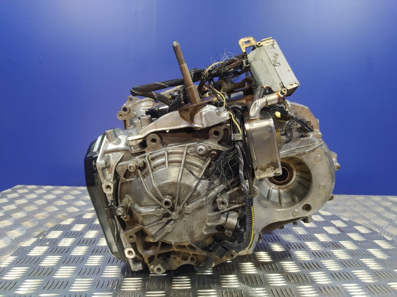 Recambio de caja cambios para citroën xantia berlina 1.9 td sx referencia OEM IAM 20TPA5  