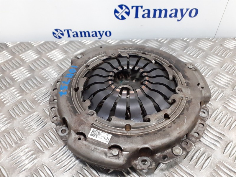 Recambio de kit embrague para dacia dokker 1.5 blue dci diesel fap cat referencia OEM IAM 302057404R  301010717R