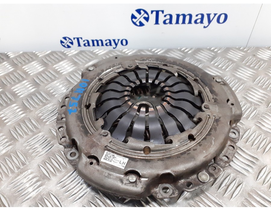 Recambio de kit embrague para dacia dokker 1.5 blue dci diesel fap cat referencia OEM IAM 302057404R  301010717R