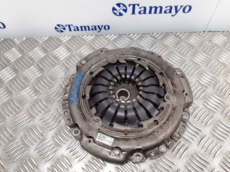 Recambio de kit embrague para dacia dokker 1.5 blue dci diesel fap cat referencia OEM IAM 302057404R  301010717R